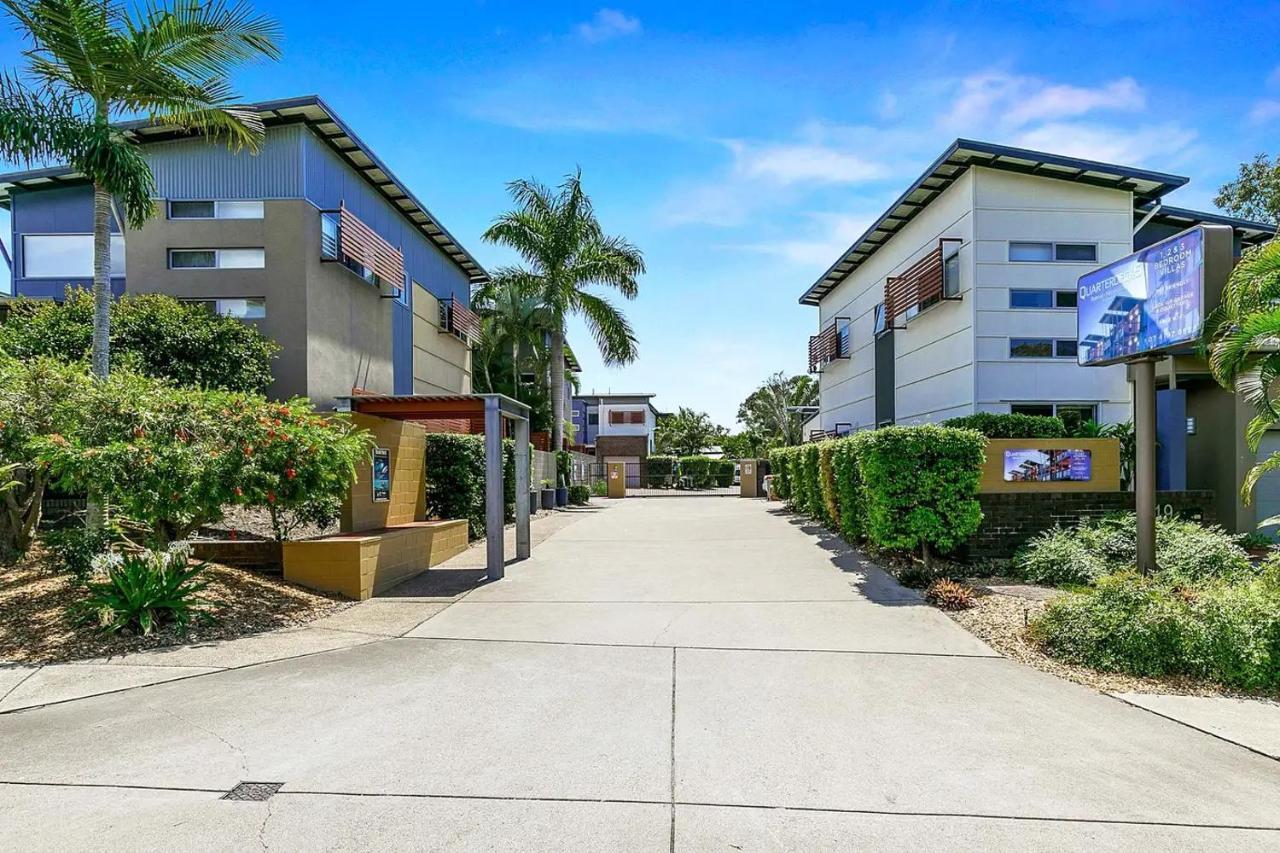 הוילה Urangan Quarterdecks Retreat מראה חיצוני תמונה