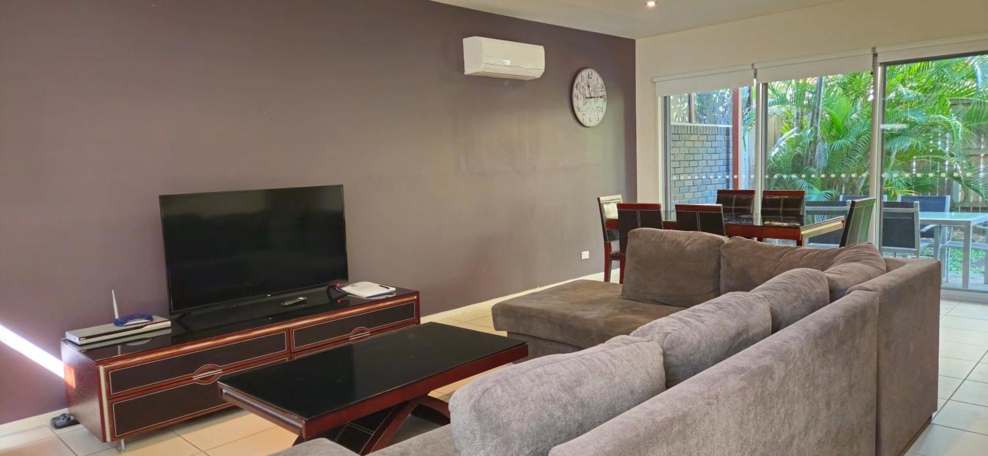 הוילה Urangan Quarterdecks Retreat מראה חיצוני תמונה