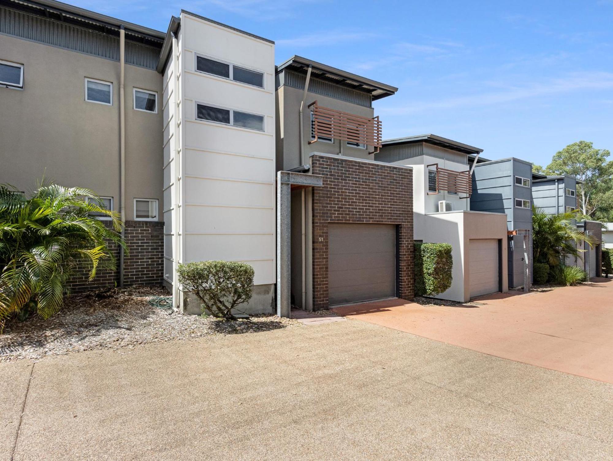 הוילה Urangan Quarterdecks Retreat מראה חיצוני תמונה