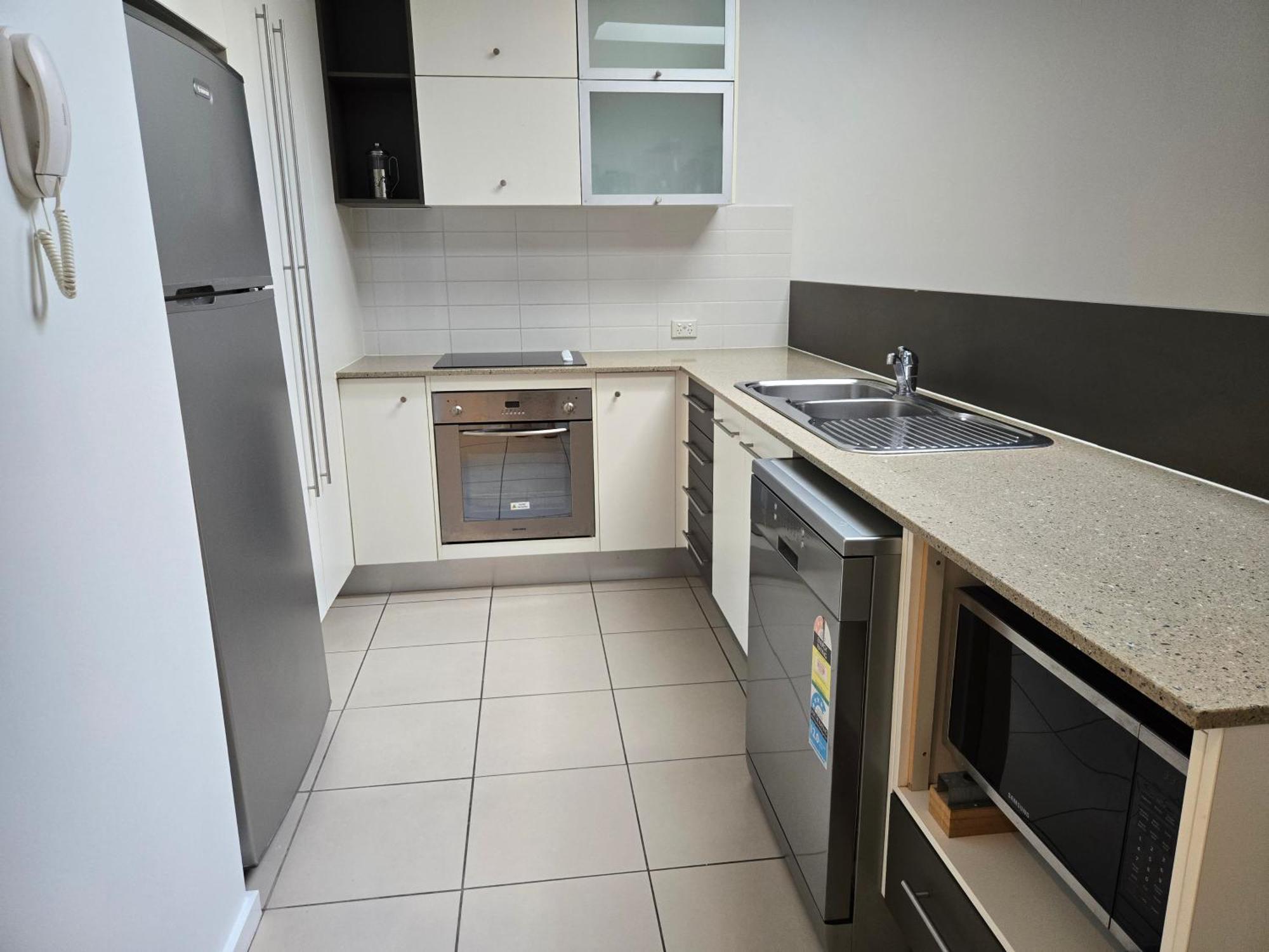הוילה Urangan Quarterdecks Retreat מראה חיצוני תמונה