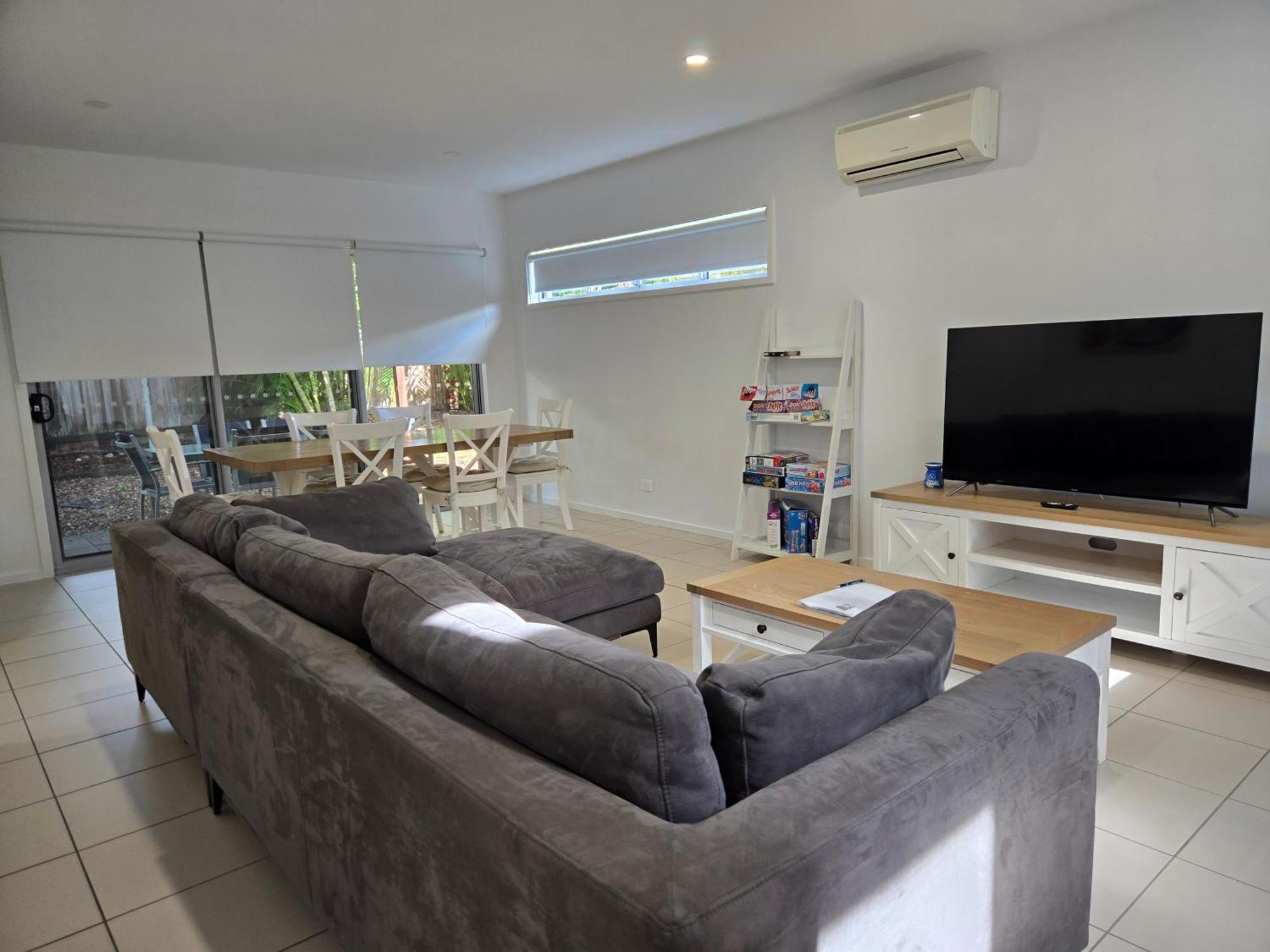 הוילה Urangan Quarterdecks Retreat מראה חיצוני תמונה