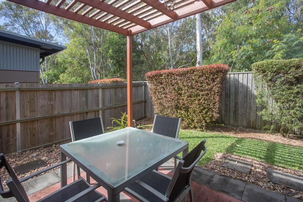 הוילה Urangan Quarterdecks Retreat מראה חיצוני תמונה